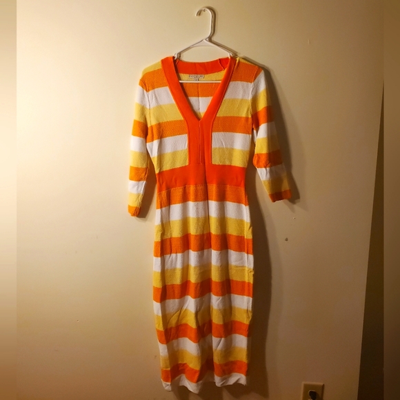 New York and Company, Eva Mendes, Size M - Picture 1 of 3